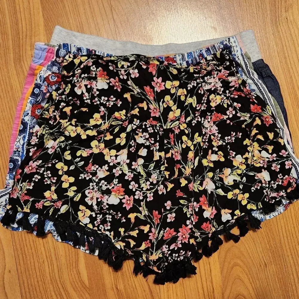 Girls Lot Set of 4 Casual Shorts || EUC sz 7-12